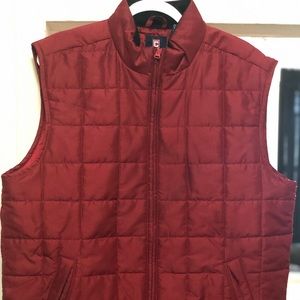 Chaps Men’s L Red Quilted Vest